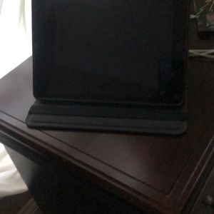 Meet your Posher, Douglss